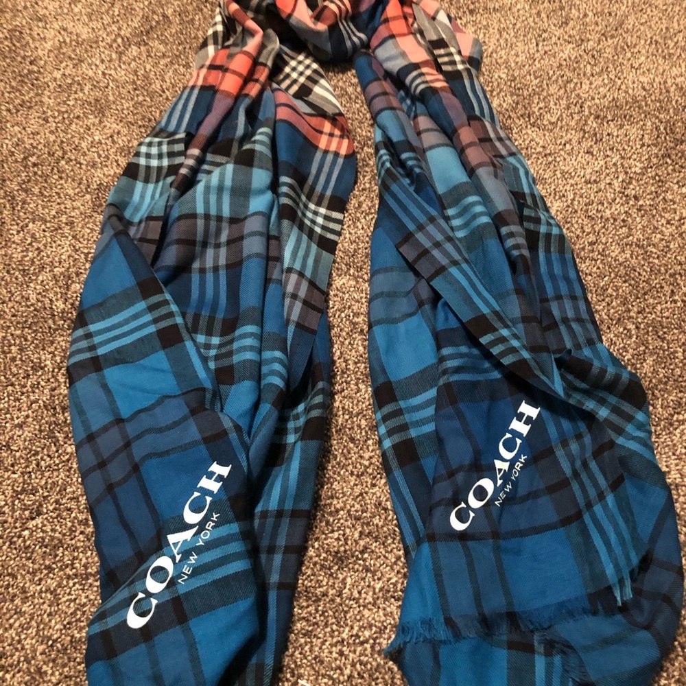 Coach scarf
